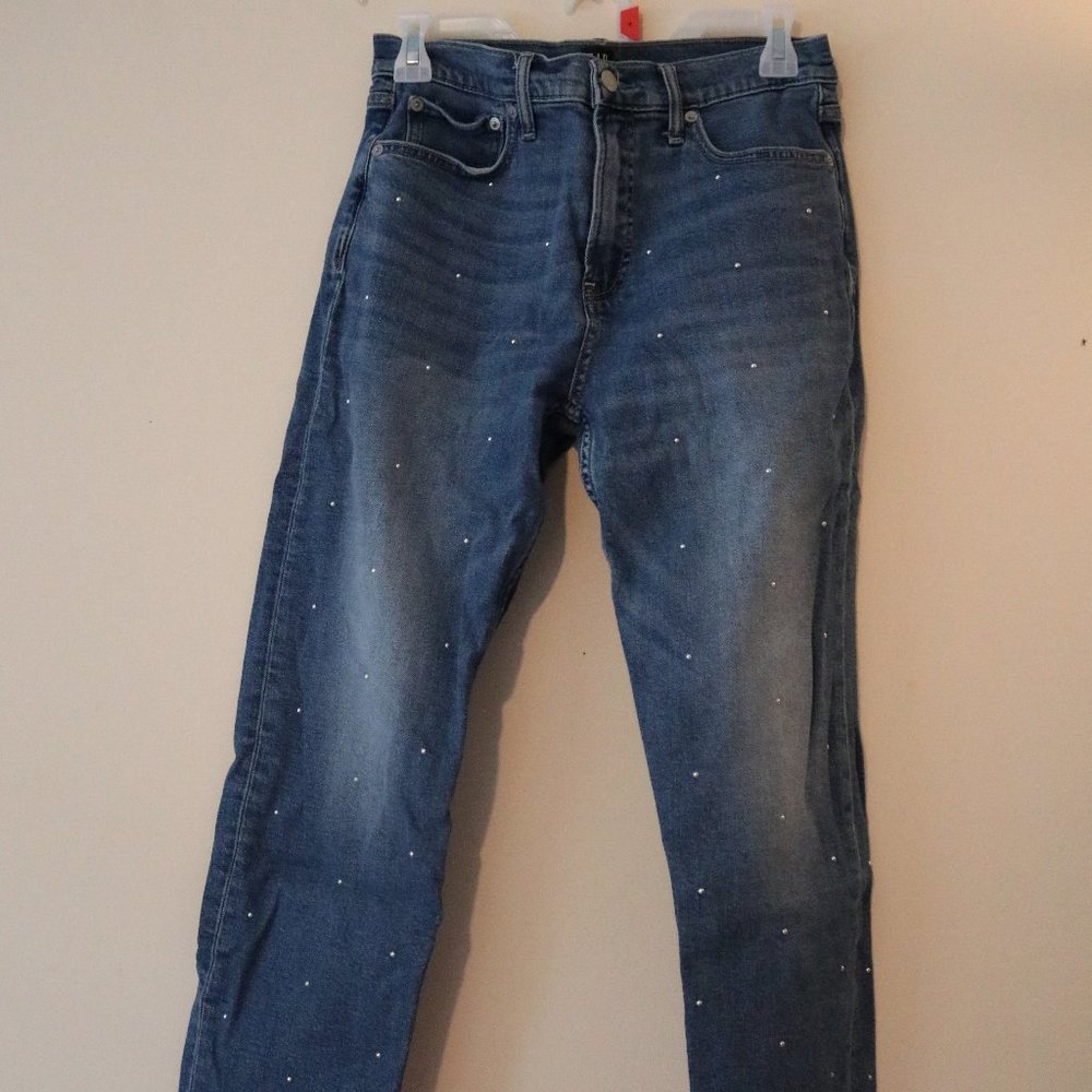 Mid-Rise Studded Cheeky Straight Leg Ankle Jeans